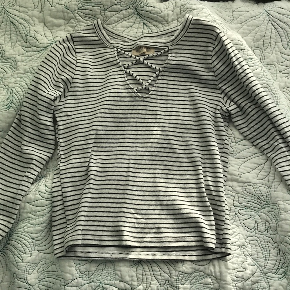 Cropped long sleeve